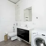 Cosy With Parking & Balcony By Renters * 索波特