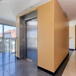 公寓 Cosy With Parking & Balcony By Renters *